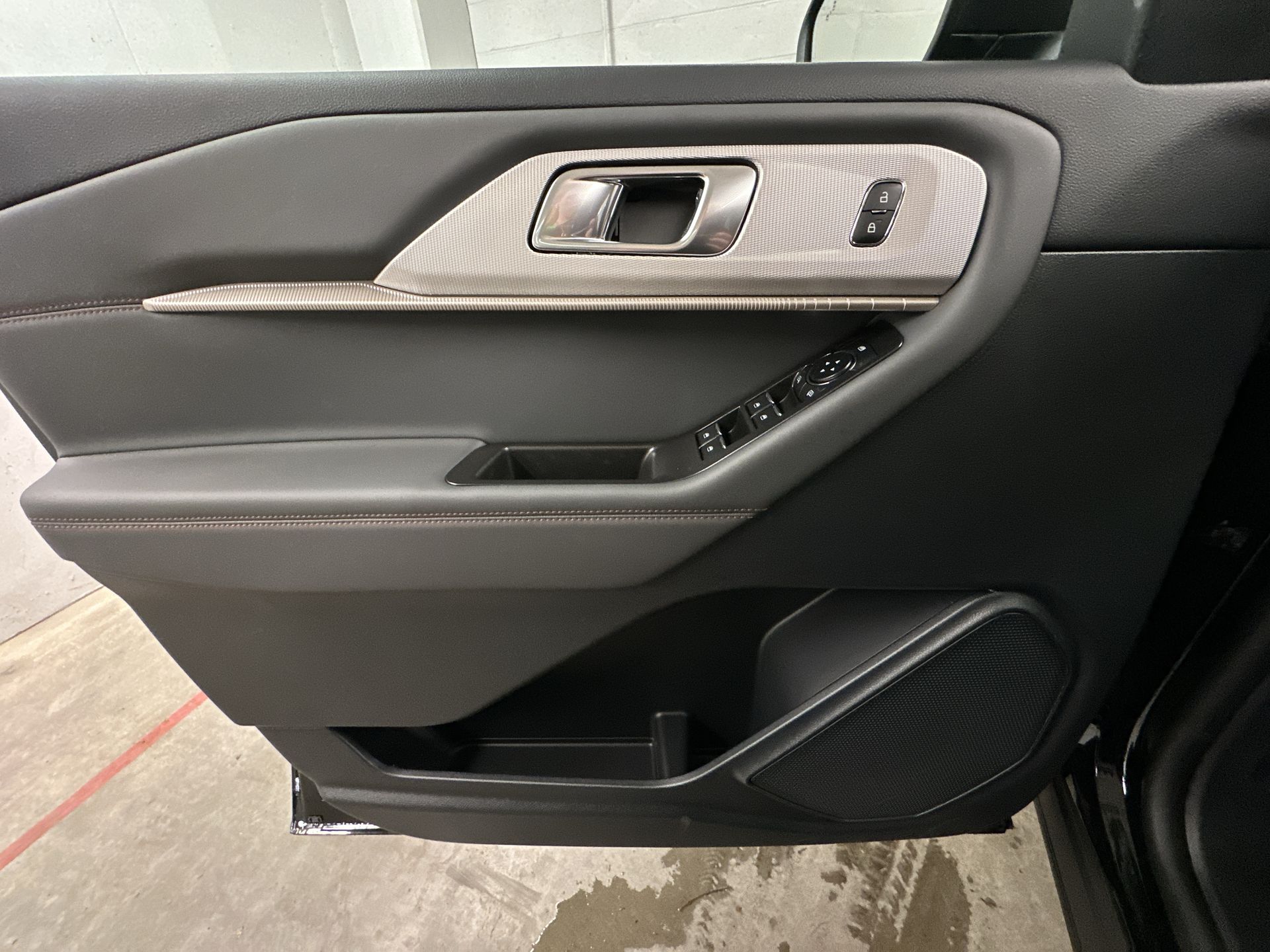 Thumbnail: 2026 Ford Explorer - 18