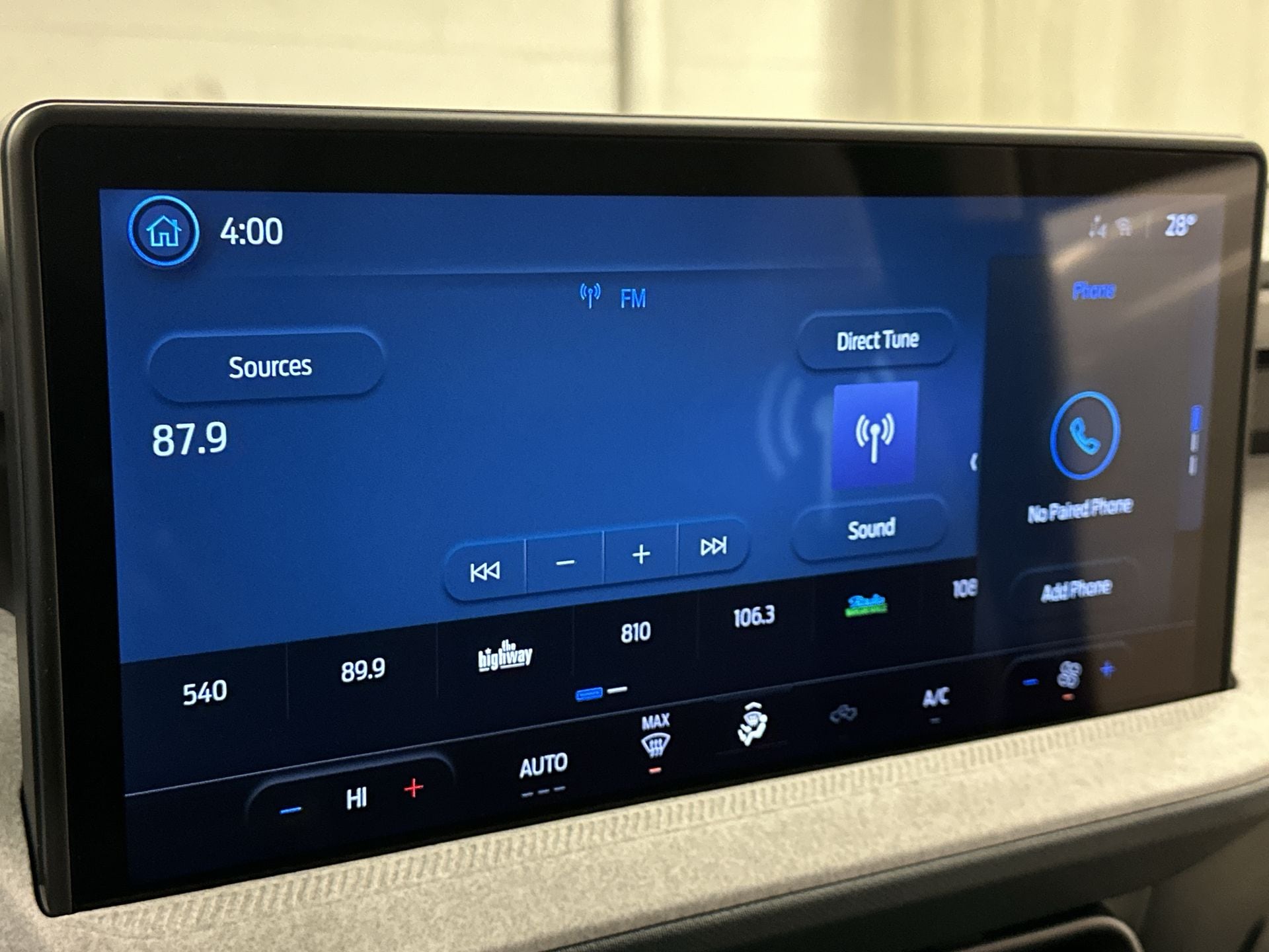 Thumbnail: 2026 Ford Maverick - 11