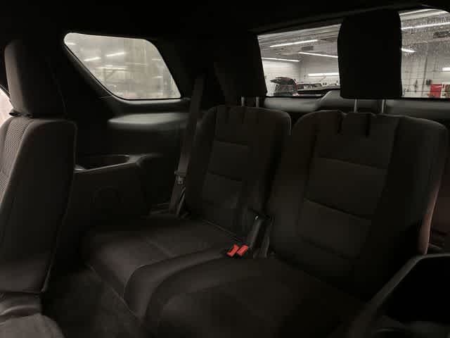 Thumbnail: 2015 Ford Explorer - 33