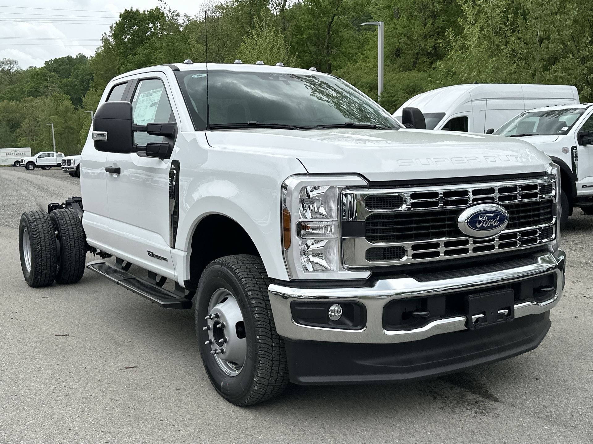 Thumbnail: 2025 Ford Econoline - 25