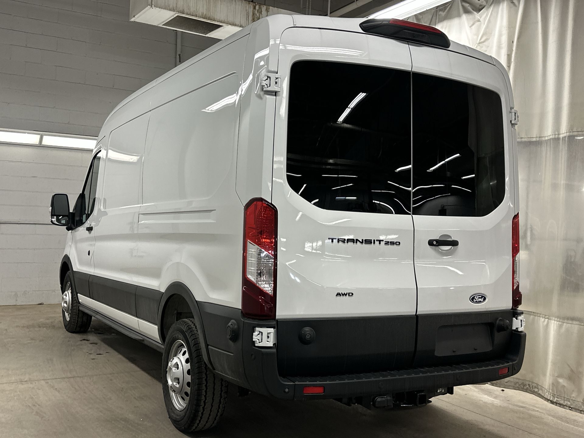 Thumbnail: 2026 Ford Transit Series - 30