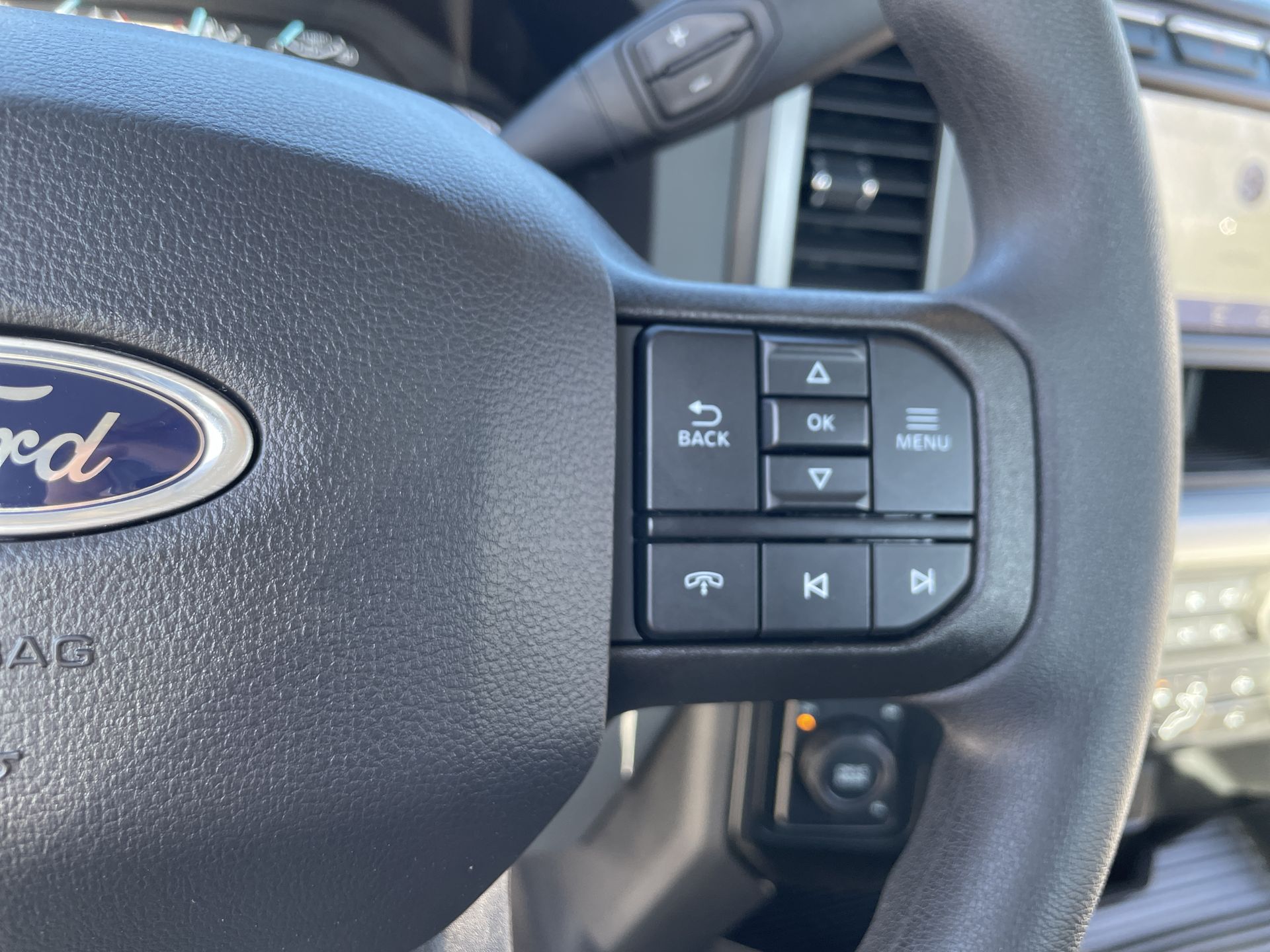 Thumbnail: 2024 Ford Econoline - 9