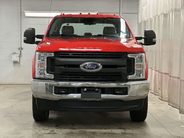 Thumbnail: 2019 Ford Econoline - 25