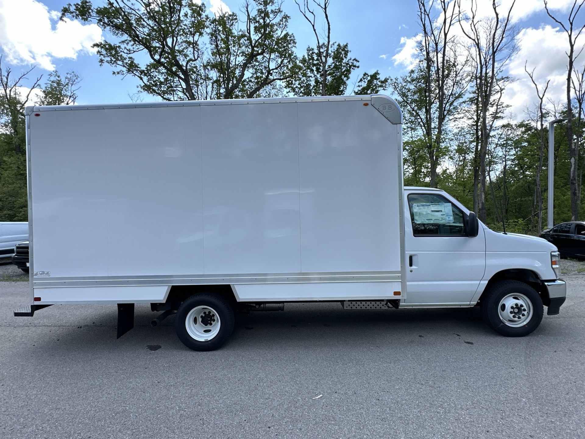 Thumbnail: 2025 Ford Econoline - 3