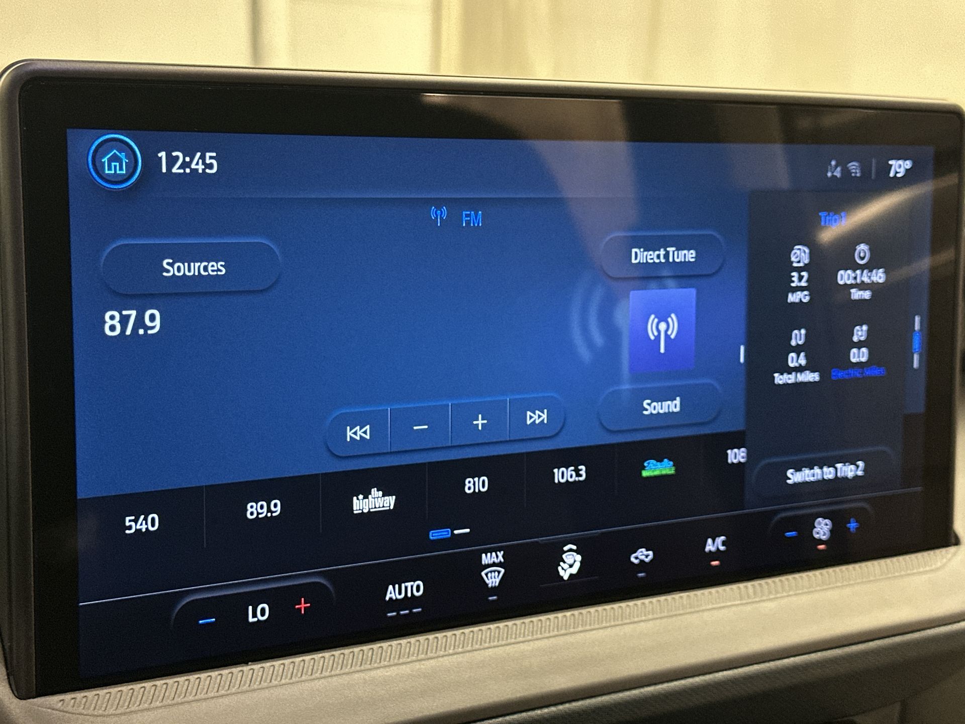 Thumbnail: 2025 Ford Maverick - 10