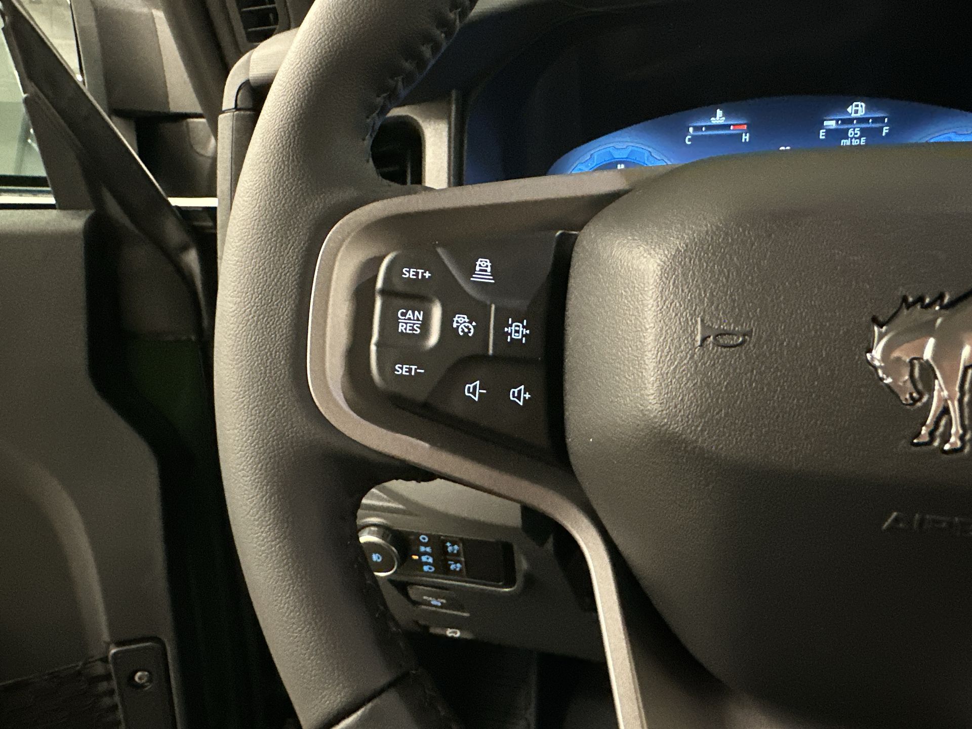 Thumbnail: 2025 Ford Bronco - 8