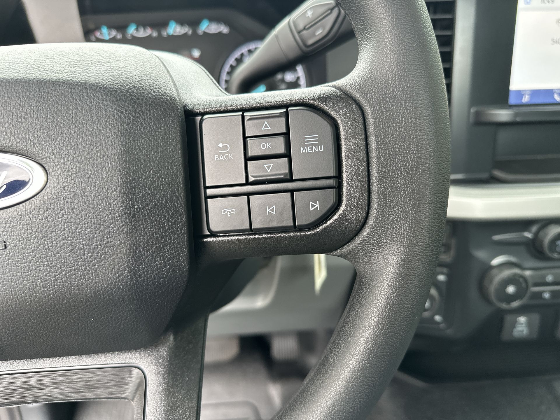 Thumbnail: 2025 Ford  - 9