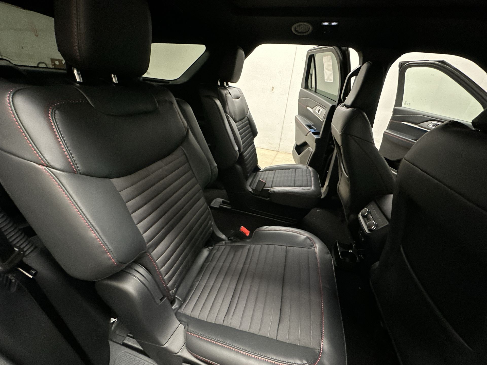 Thumbnail: 2026 Ford Explorer - 24