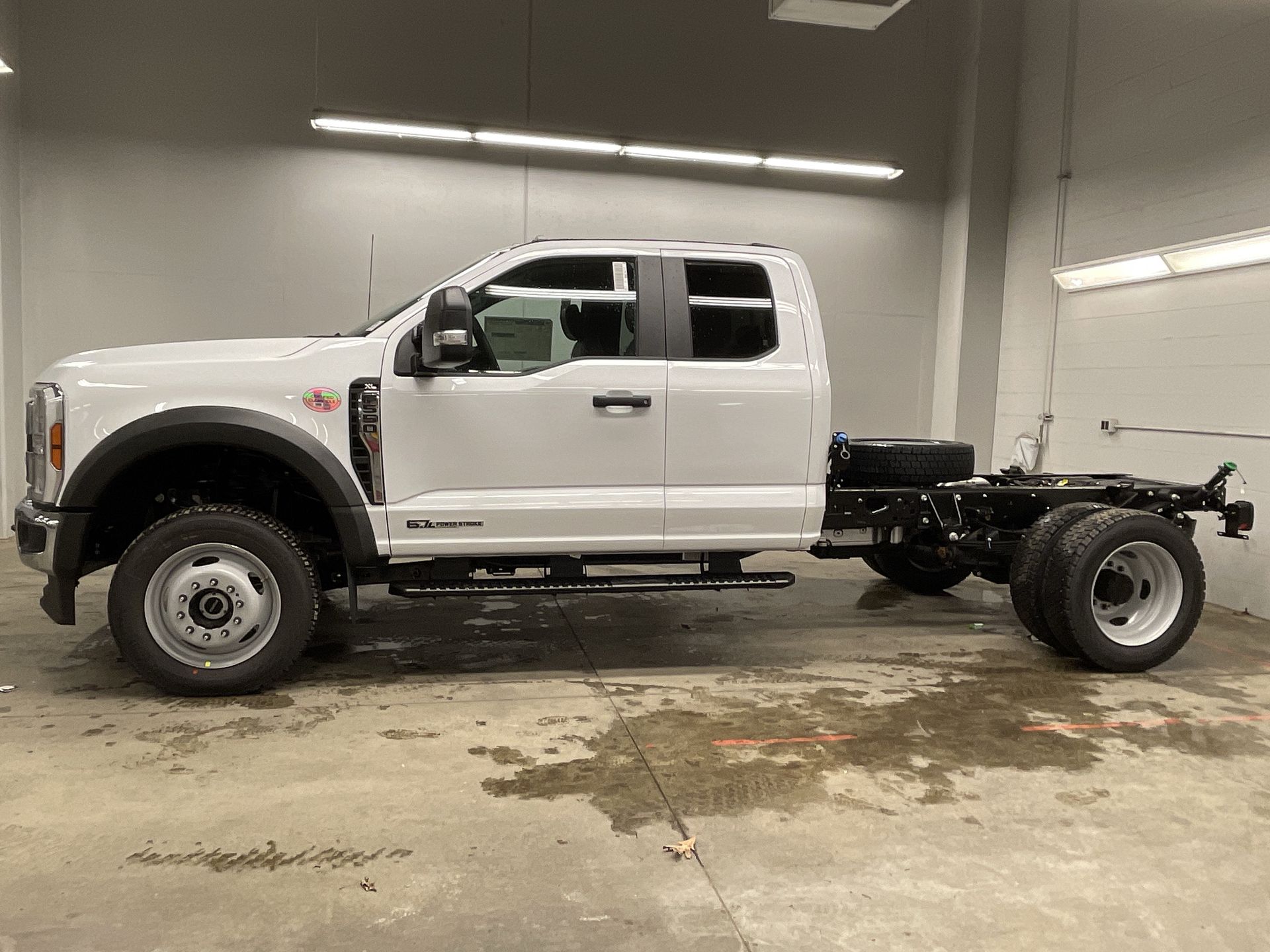 2024 Ford F-550 XL photo 2