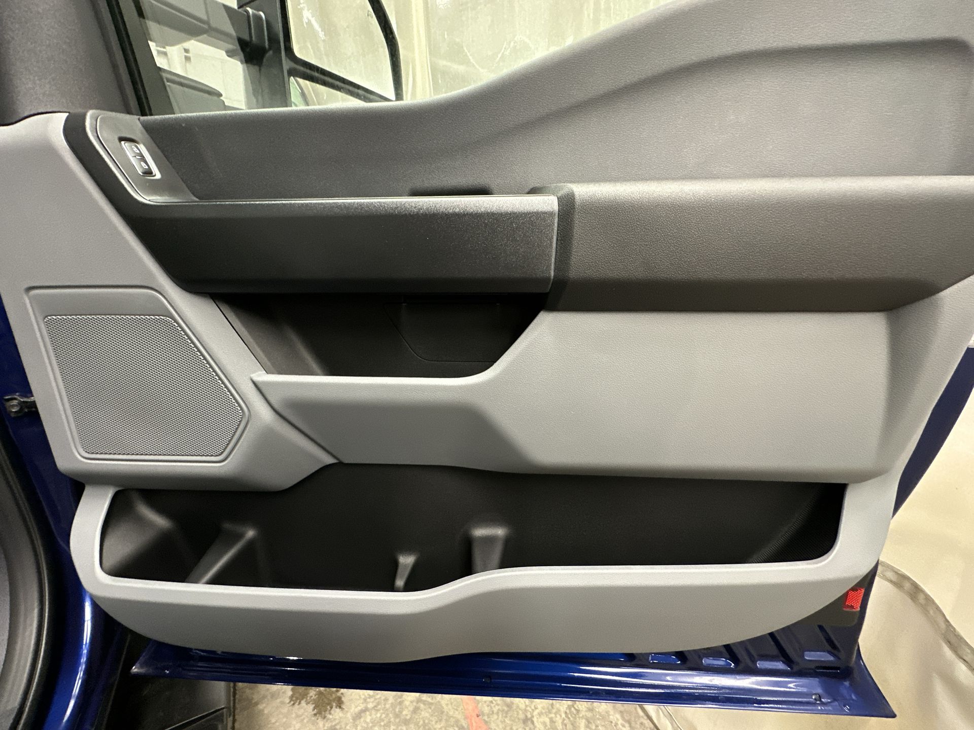 Thumbnail: 2026 Ford Econoline - 19