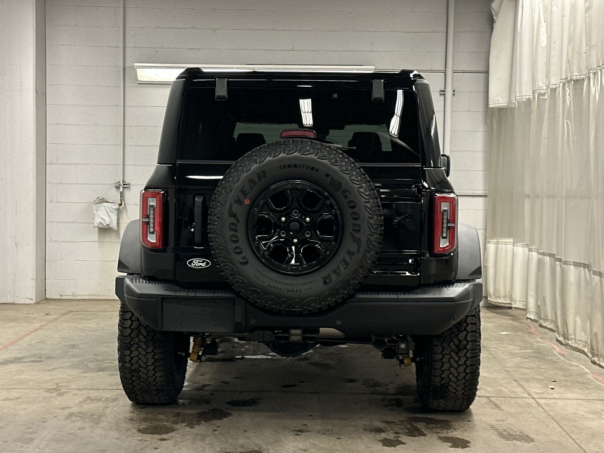 Thumbnail: 2026 Ford Bronco - 4