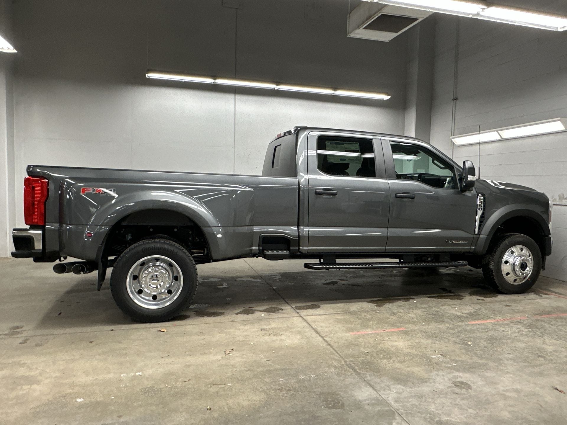 Thumbnail: 2026 Ford Econoline - 3