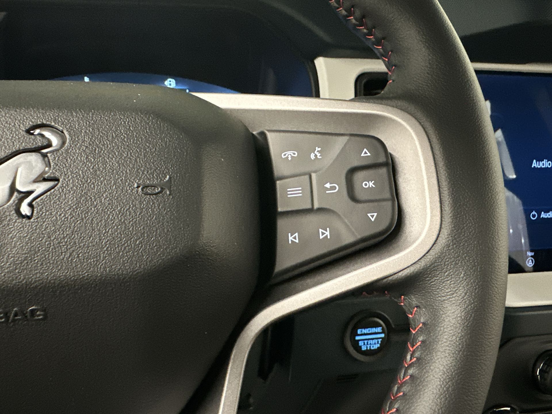 Thumbnail: 2025 Ford Bronco - 9