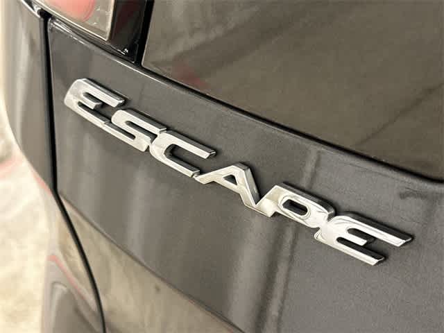 Thumbnail: 2018 Ford Escape - 25