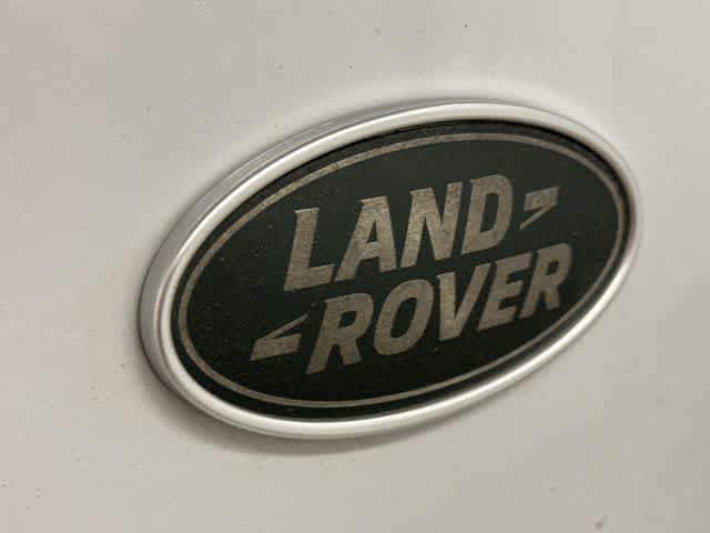 Thumbnail: 2018 Land Rover Range Rover Evoque - 17