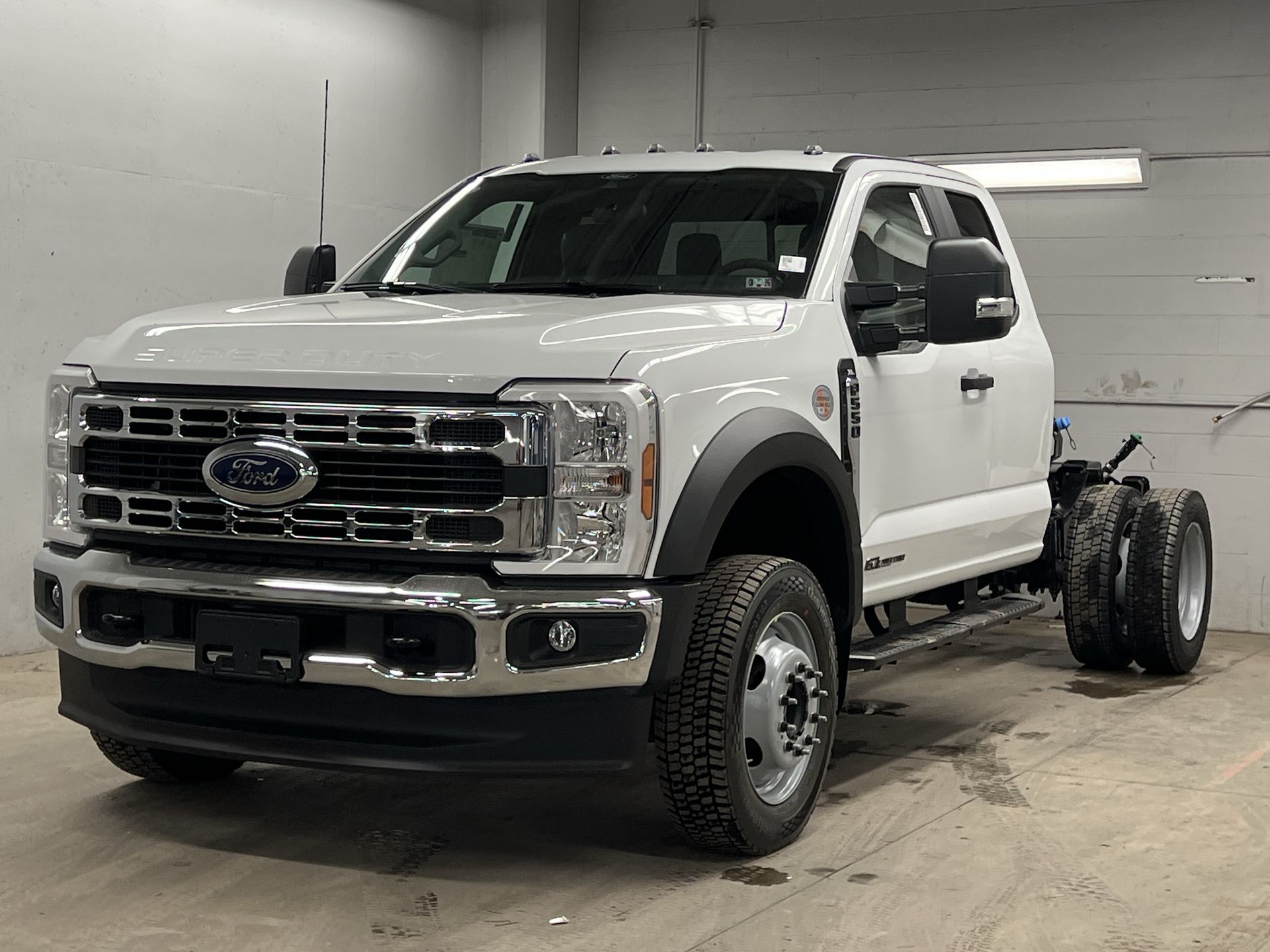 2025 Ford Econoline E-550 -
                  Zelienople, PA