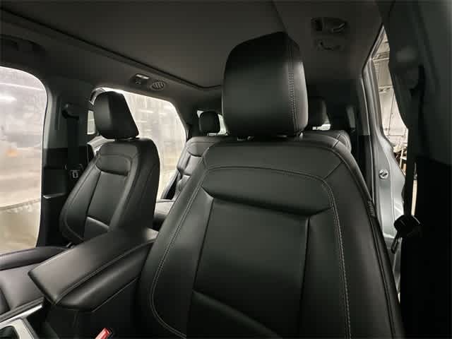 Thumbnail: 2022 Ford Explorer - 16