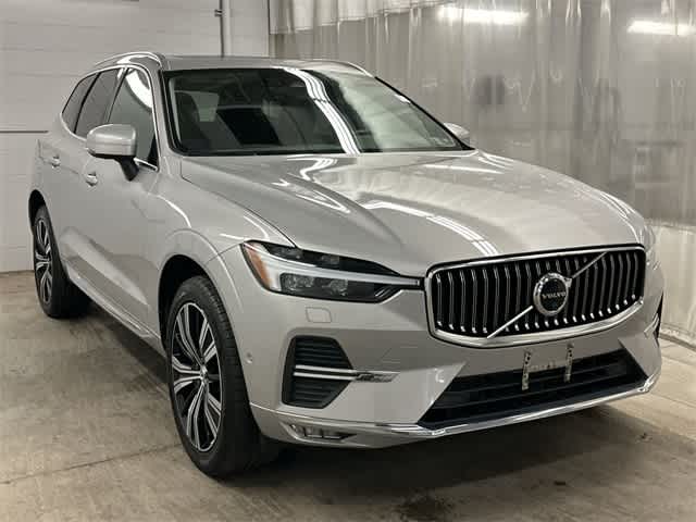 2023 Volvo XC60 B5 Plus 32