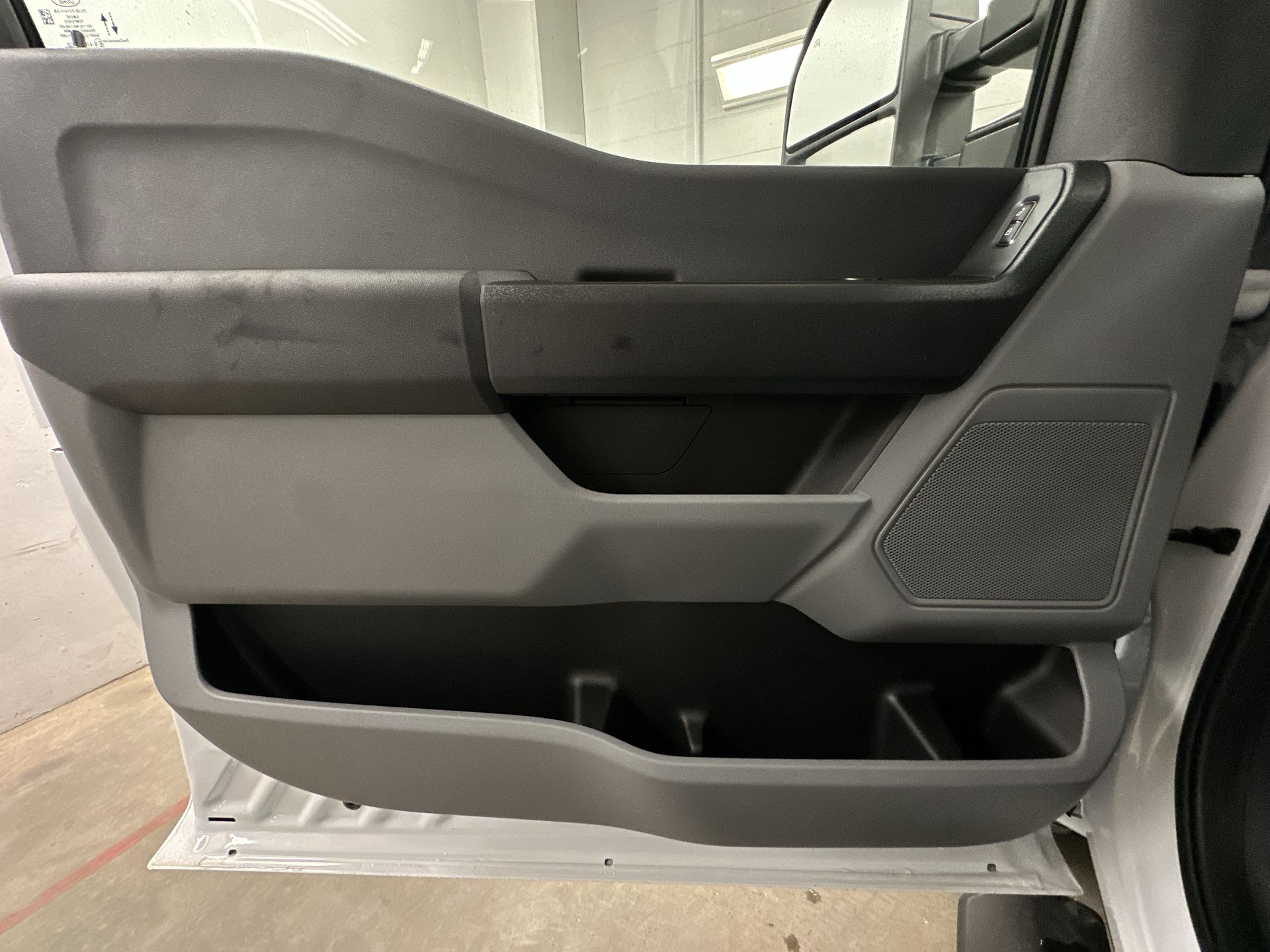 Thumbnail: 2026 Ford Econoline - 14