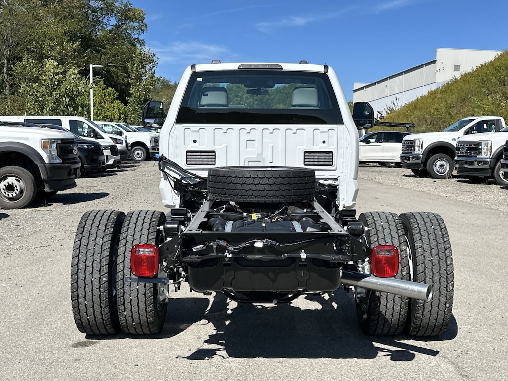 New 2026 Ford Super Duty F-600 DRW  Truck