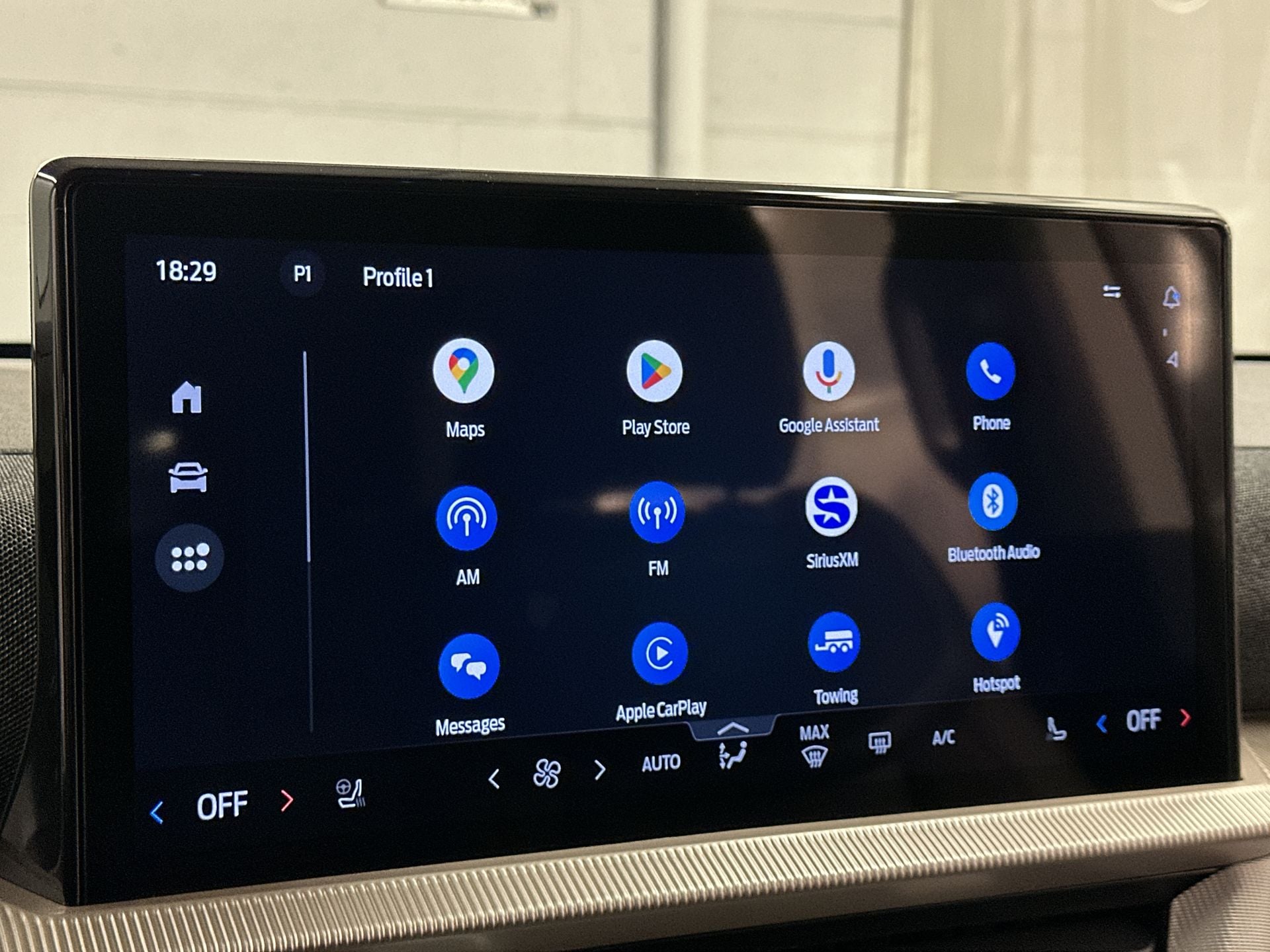 Thumbnail: 2025 Ford Explorer - 13