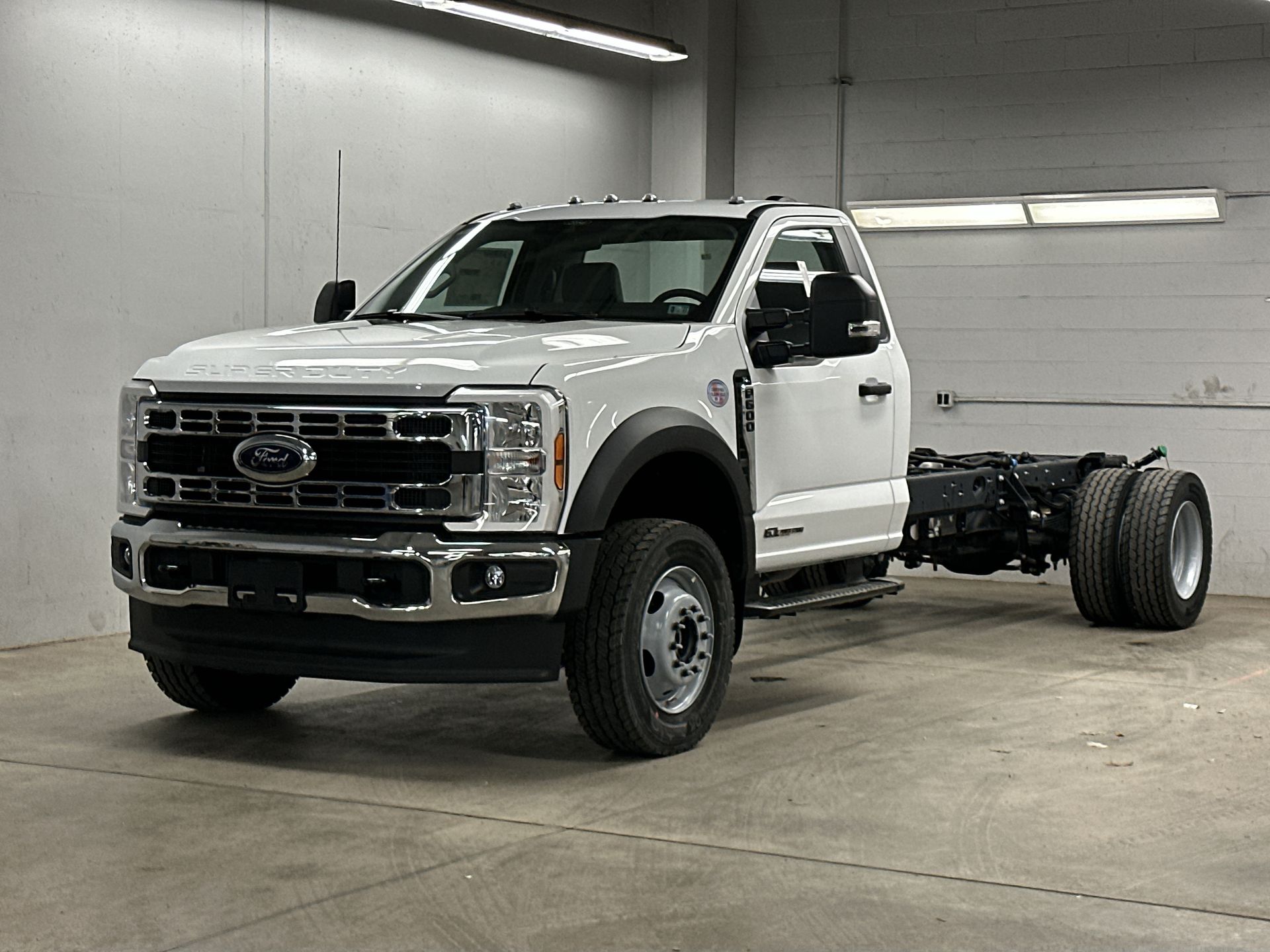 2026 Ford F-600 XL 4x4 Regular Cab 205-In DRW's photo