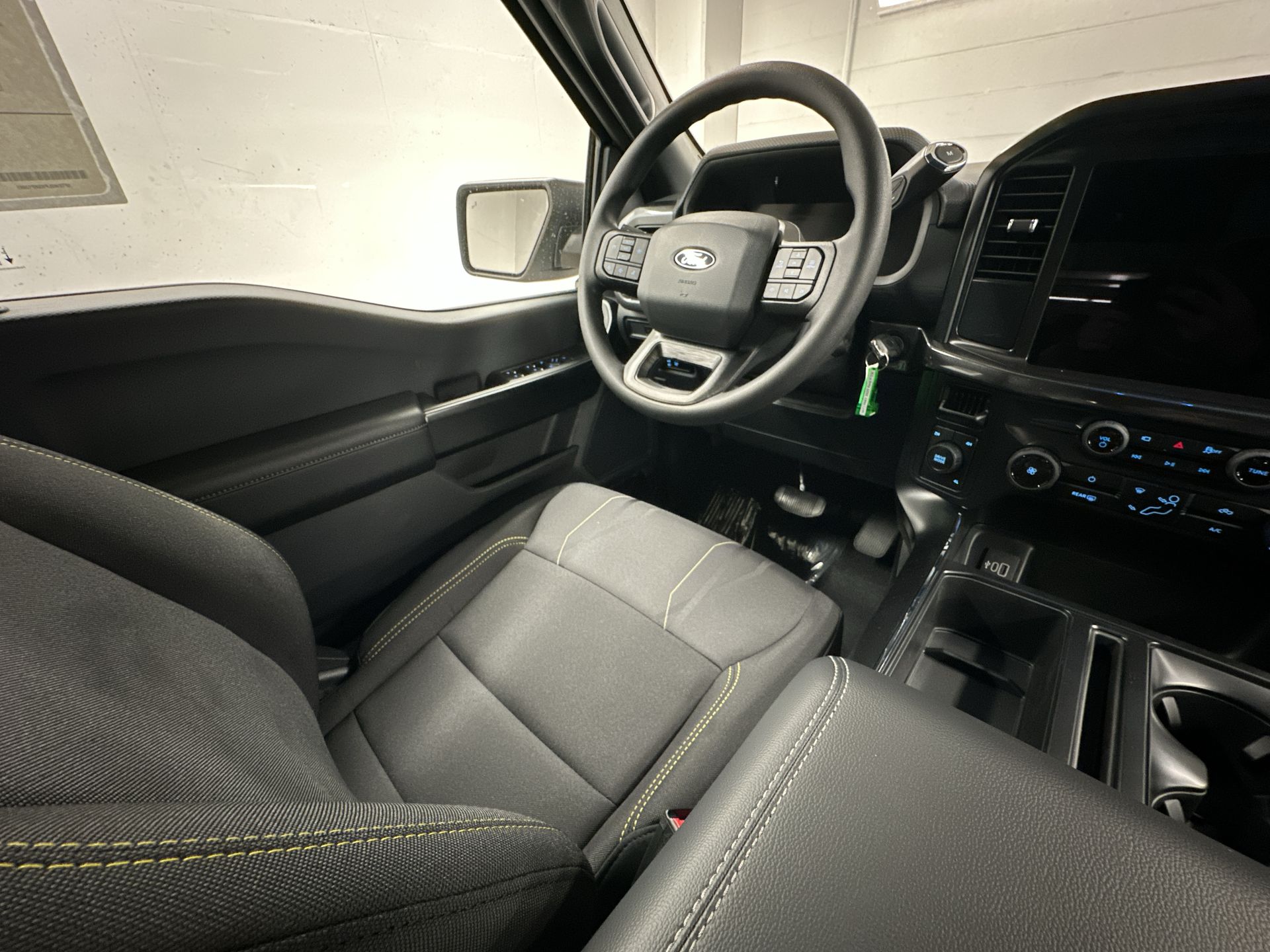 Thumbnail: 2025 Ford F-150 - 9