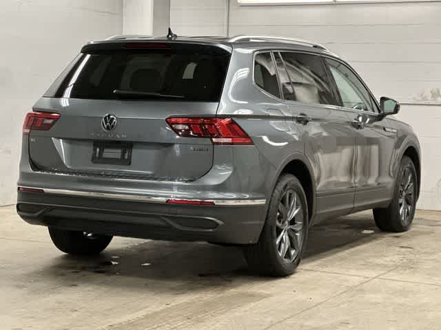Thumbnail: 2023 Volkswagen Tiguan - 31