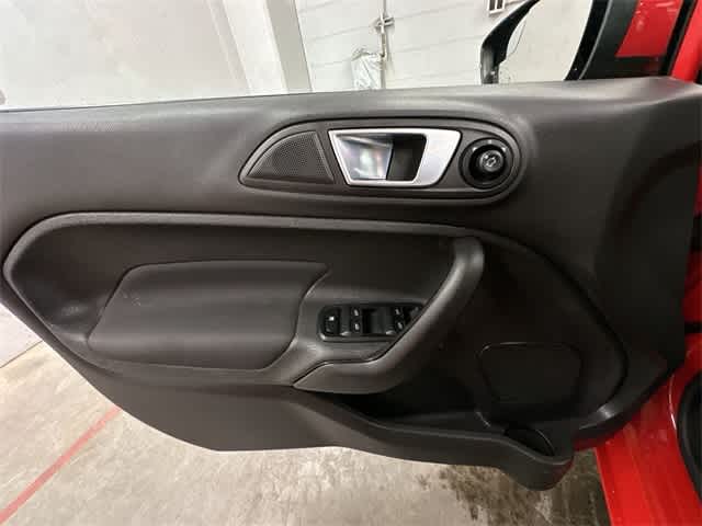 Thumbnail: 2014 Ford Fiesta - 14