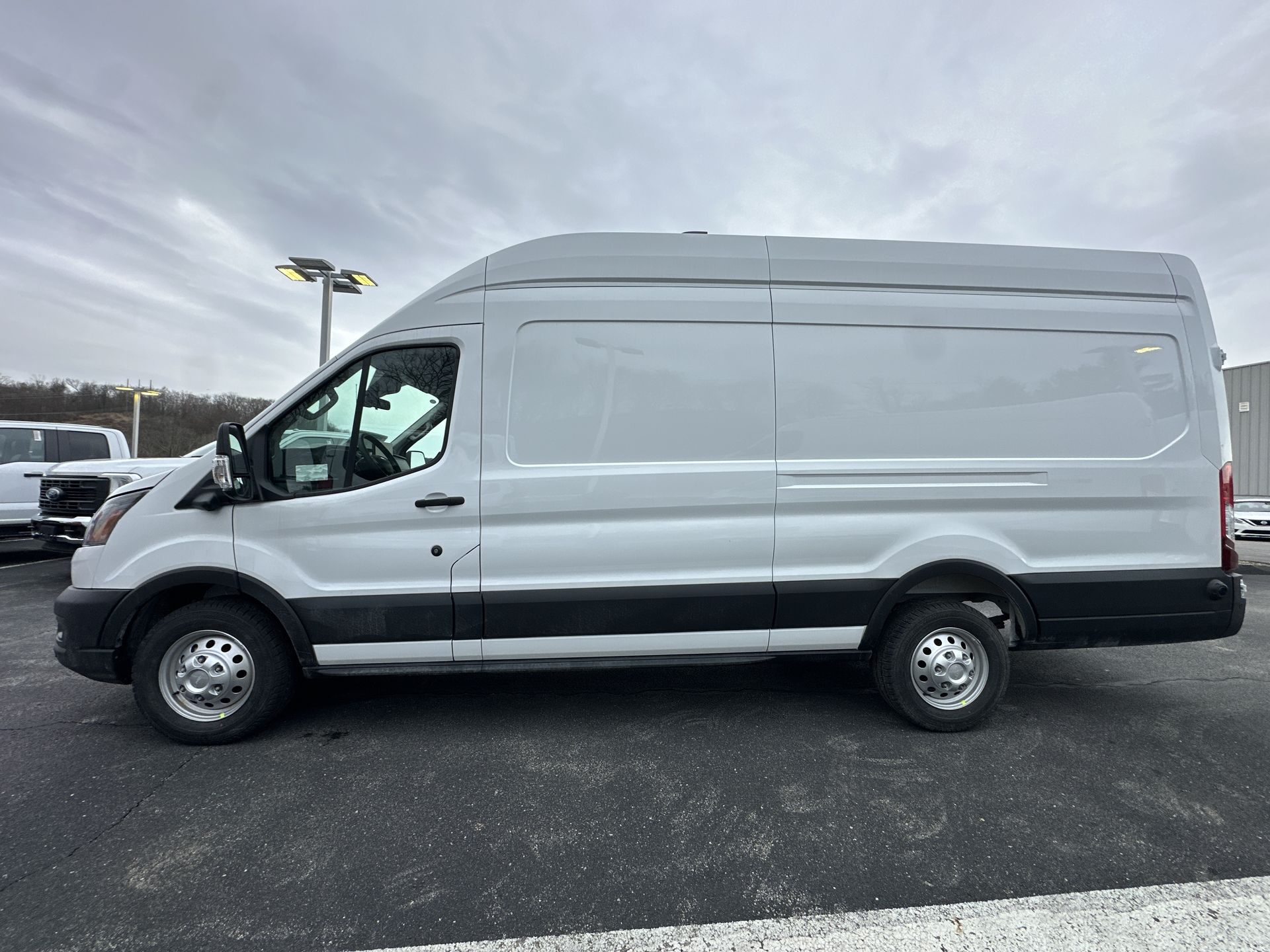 Thumbnail: 2026 Ford Transit Series - 2