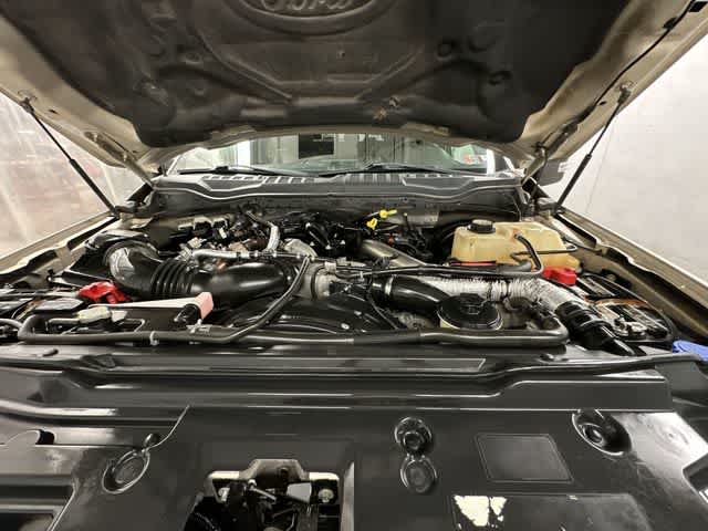 Thumbnail: 2018 Ford Econoline - 26