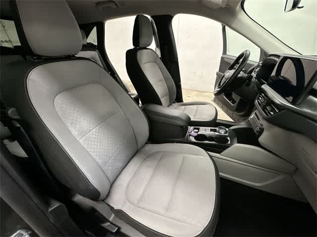 Thumbnail: 2025 Ford Escape - 22