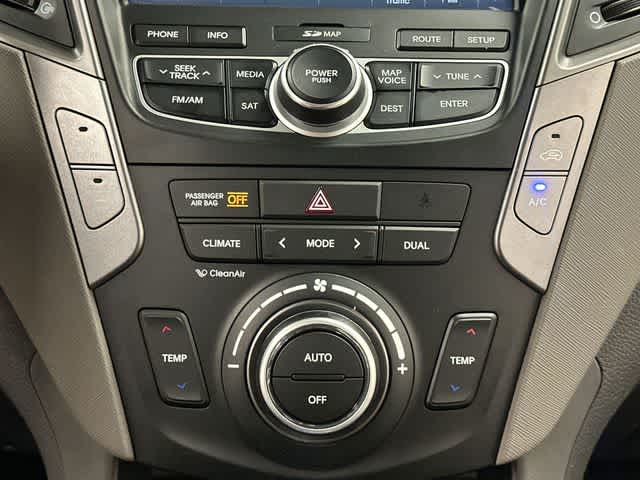 Thumbnail: 2014 Hyundai Santa Fe - 16