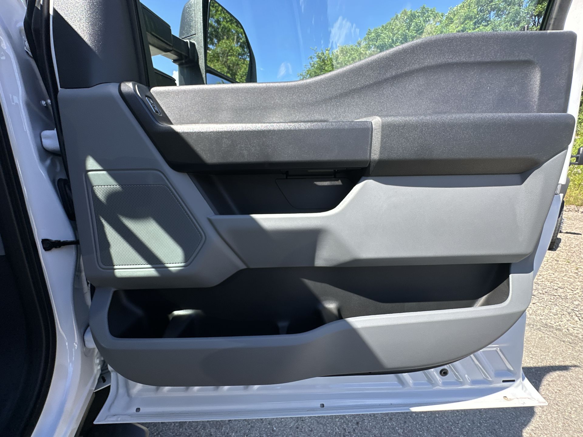 Thumbnail: 2026 Ford Econoline - 21