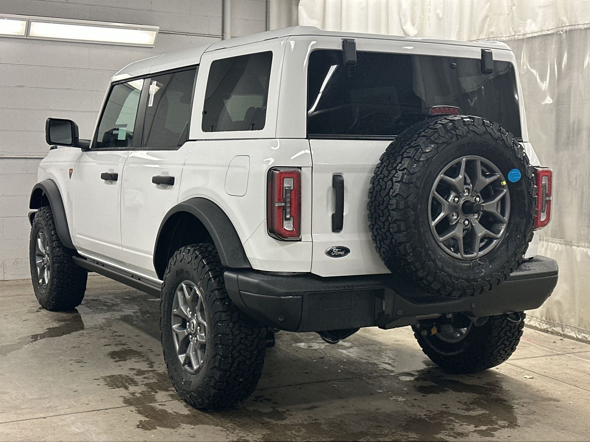 Thumbnail: 2025 Ford Bronco - 31