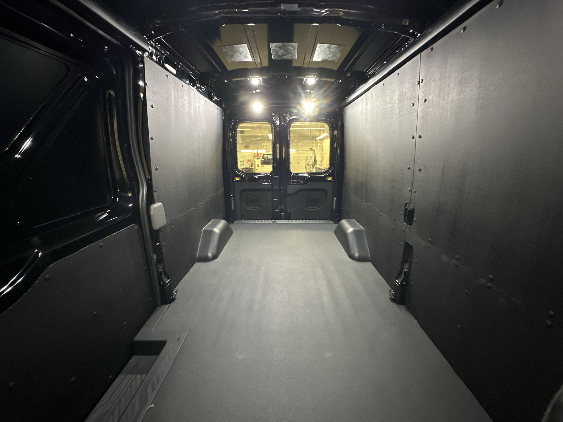 Thumbnail: 2026 Ford Transit Series - 18