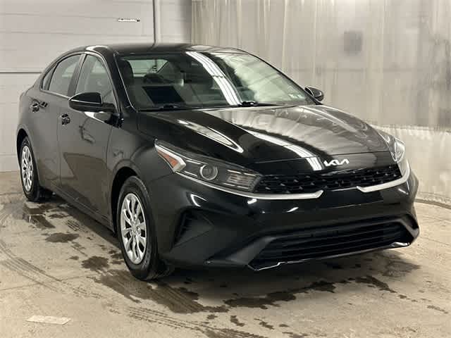 Thumbnail: 2022 Kia Forte - 27