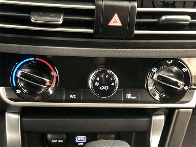 Thumbnail: 2023 Kia Seltos - 13