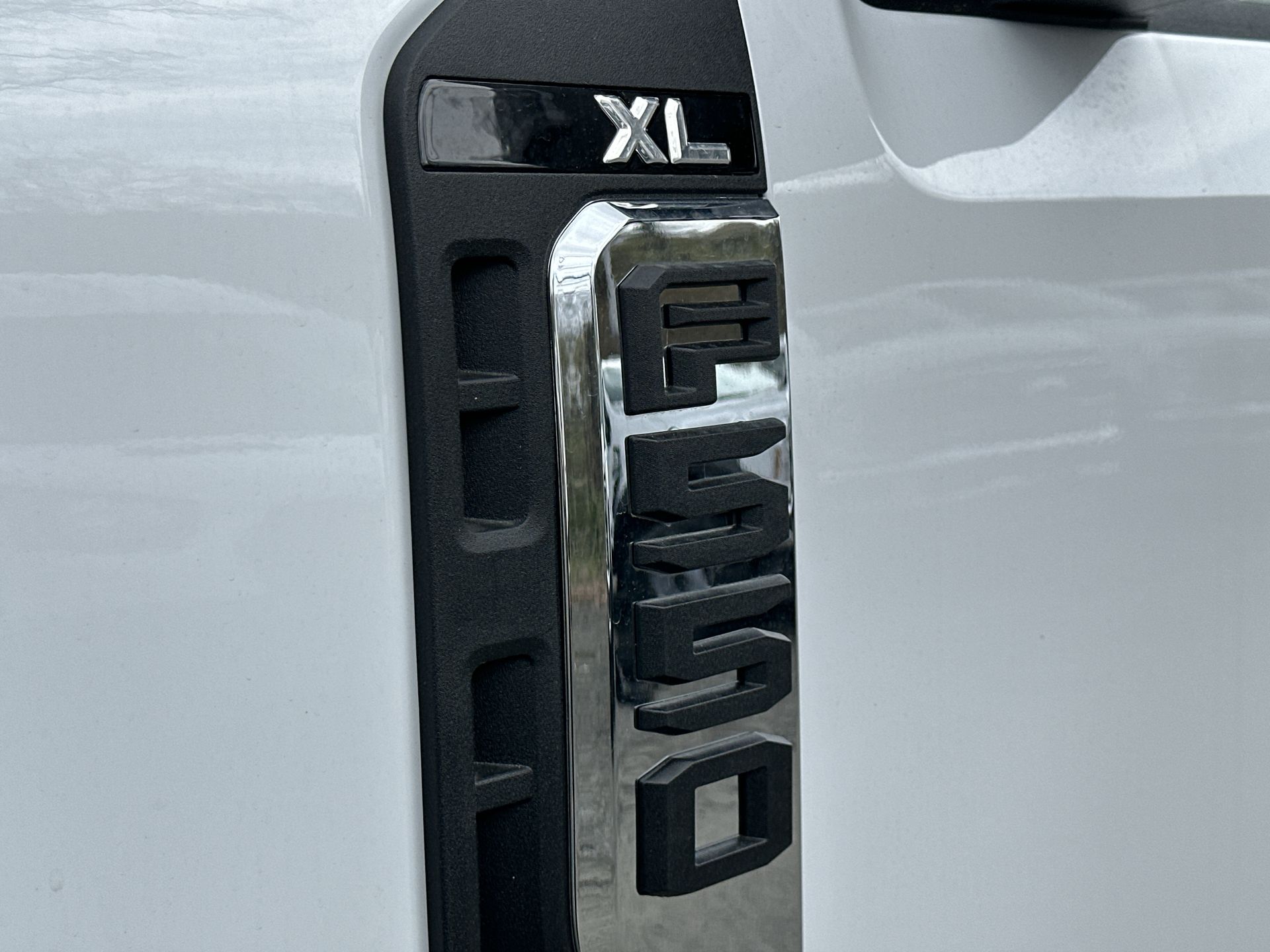 Thumbnail: 2025 Ford Econoline - 24