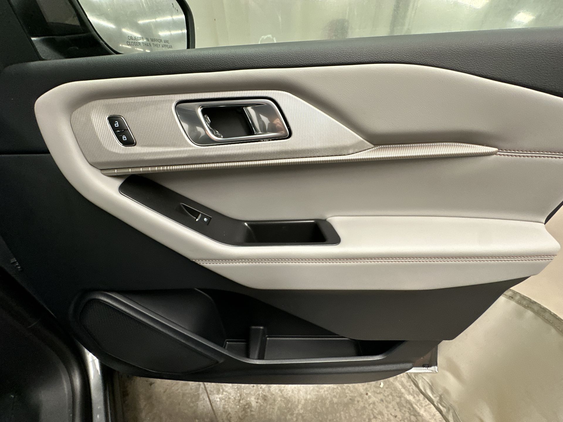 Thumbnail: 2026 Ford Explorer - 24