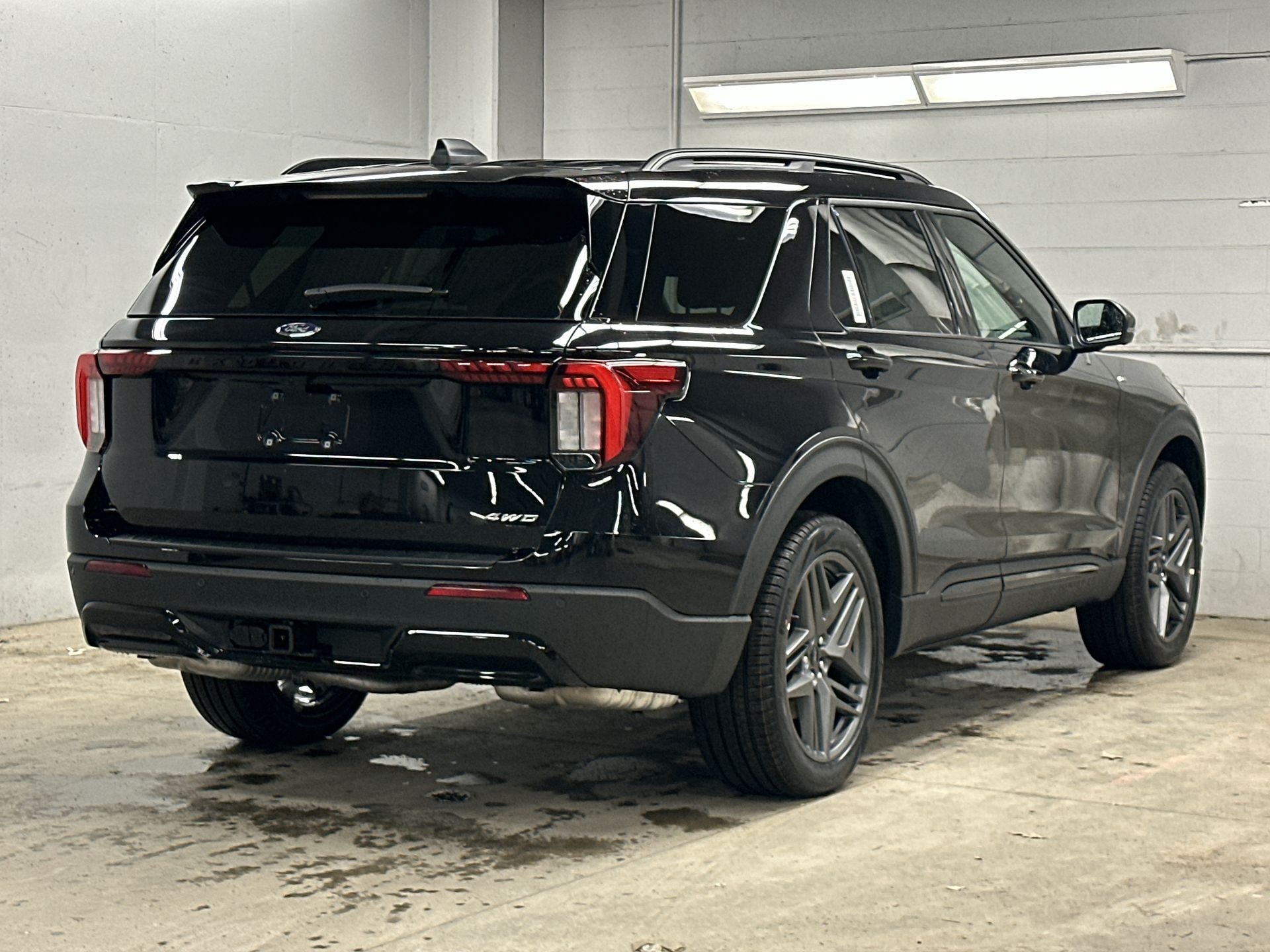 Thumbnail: 2026 Ford Explorer - 34