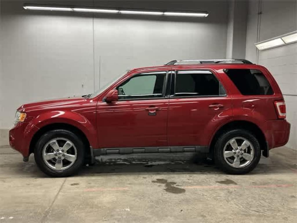 Used 2011 Ford Escape Limited SUV