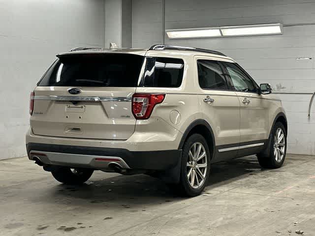 Thumbnail: 2017 Ford Explorer - 25