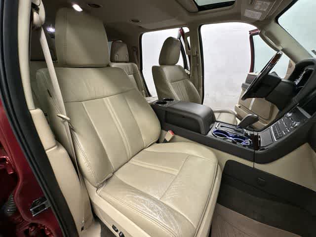 Thumbnail: 2015 Lincoln Navigator - 24