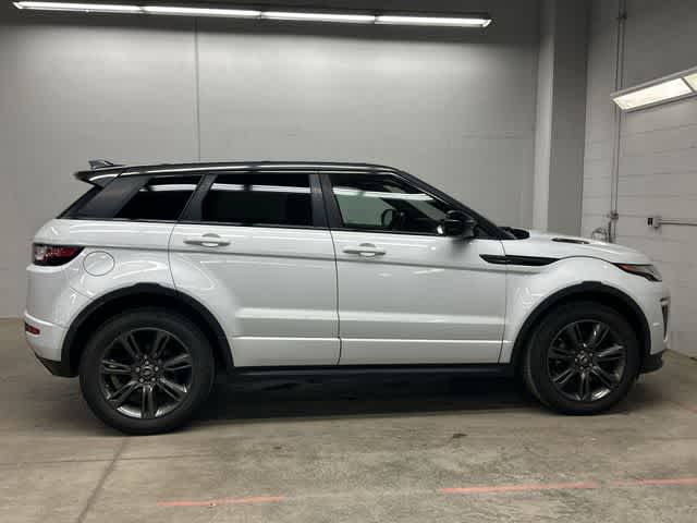 Thumbnail: 2018 Land Rover Range Rover Evoque - 3