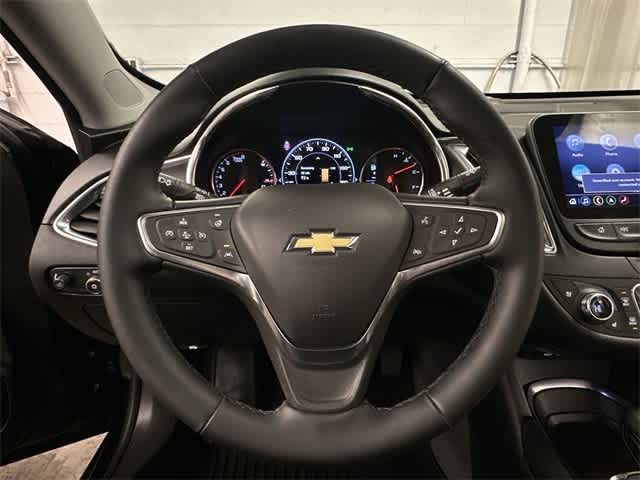 Thumbnail: 2024 Chevrolet Malibu - 8