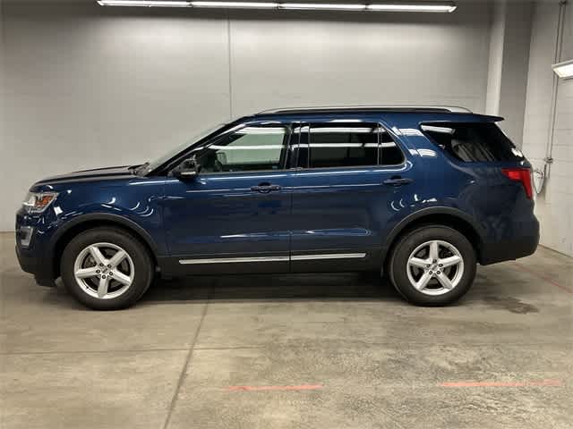 Thumbnail: 2016 Ford Explorer - 2