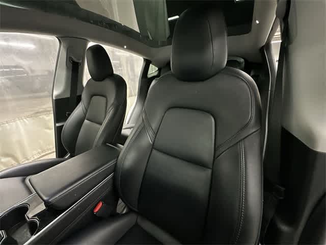 Thumbnail: 2021 Tesla Model Y - 15