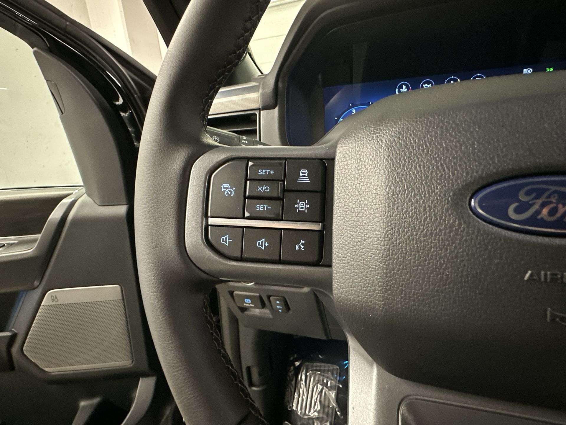 Thumbnail: 2025 Ford F-150 - 9