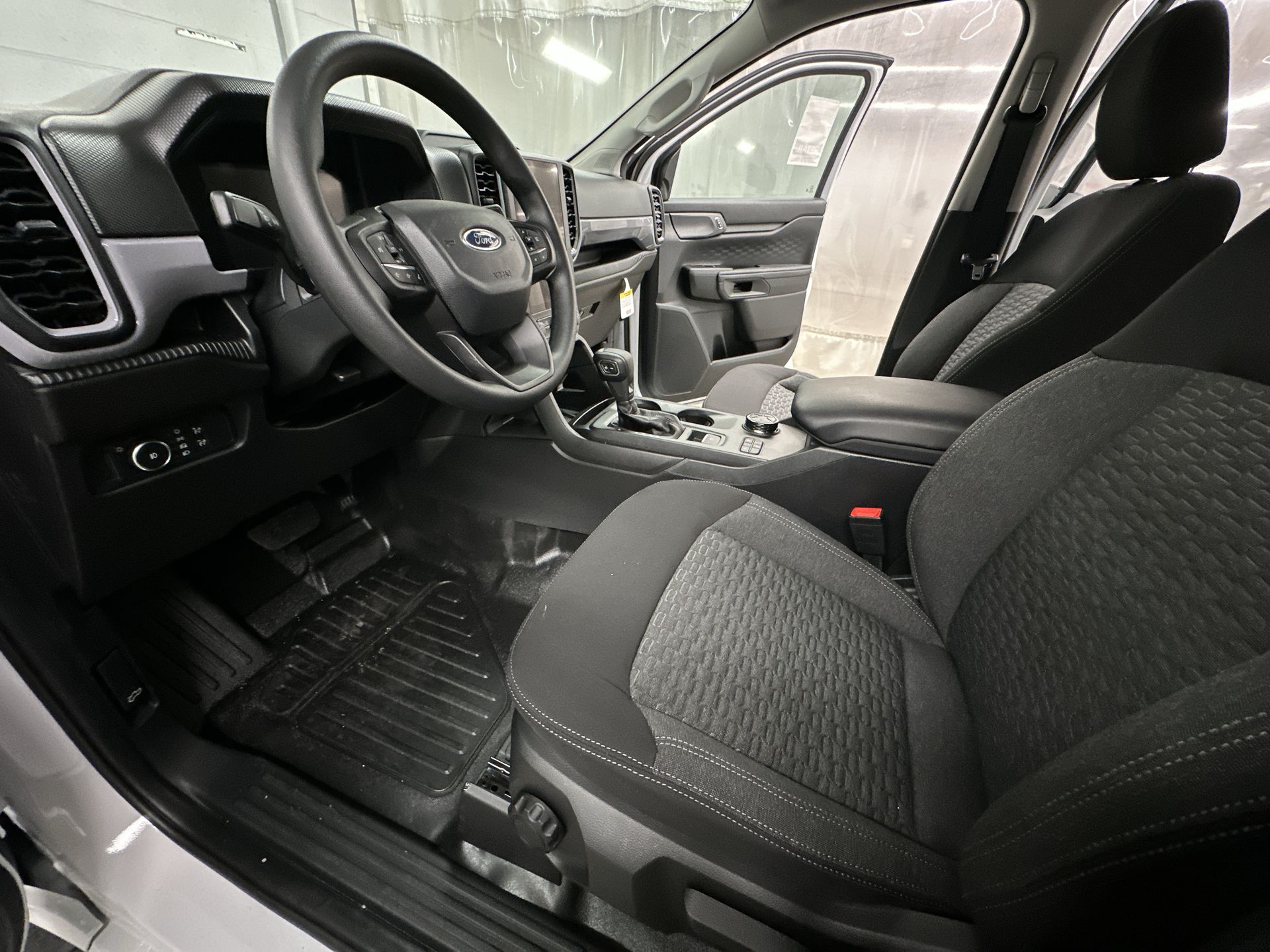 Thumbnail: 2025 Ford Ranger - 14